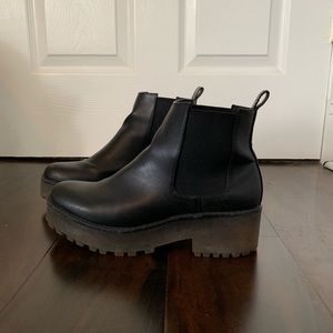 H&M Chelsea Boot